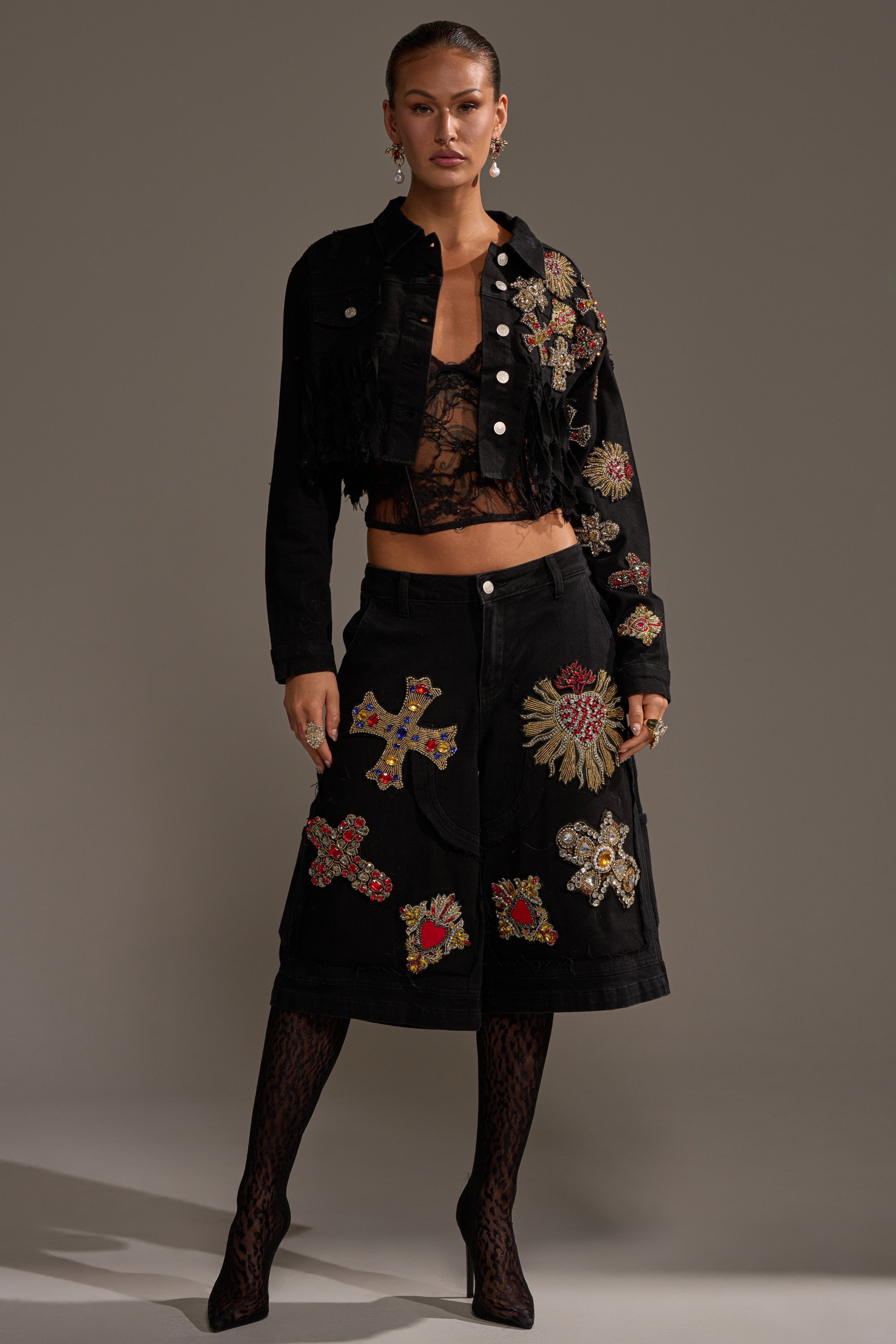 MAIN SQUEEZE CROPPED DENIM JACKET