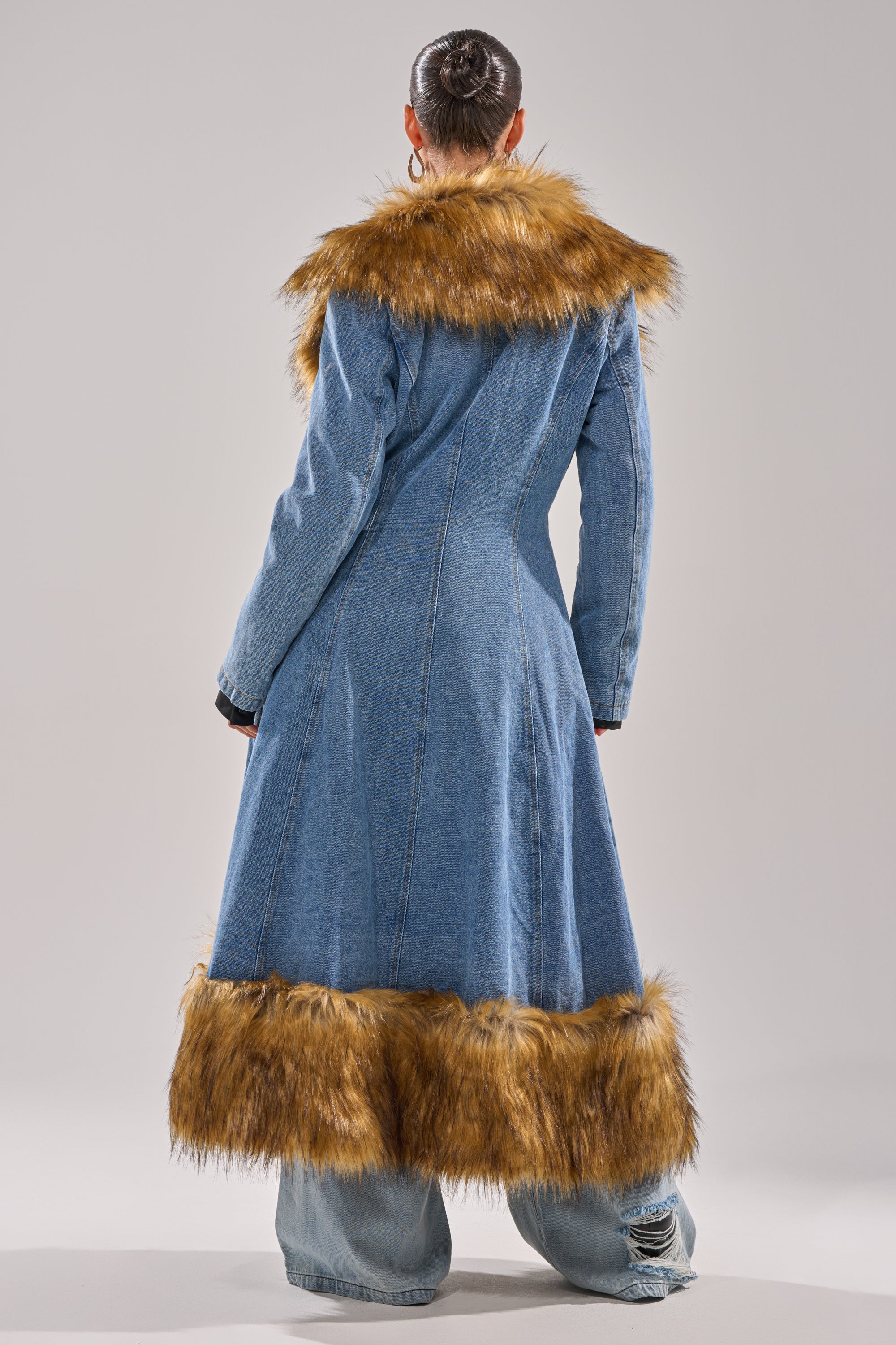 VIVIAN FUR TRIM TRENCH IN DENIM